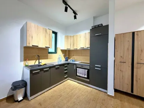 Sale, two bedroom apartment, 81m², Bečići, Budva - image 5