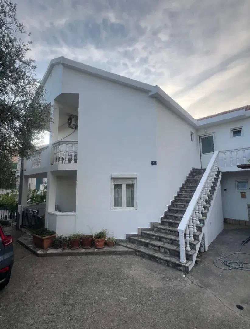 Sale, house, 404m², Petrovac, Budva
