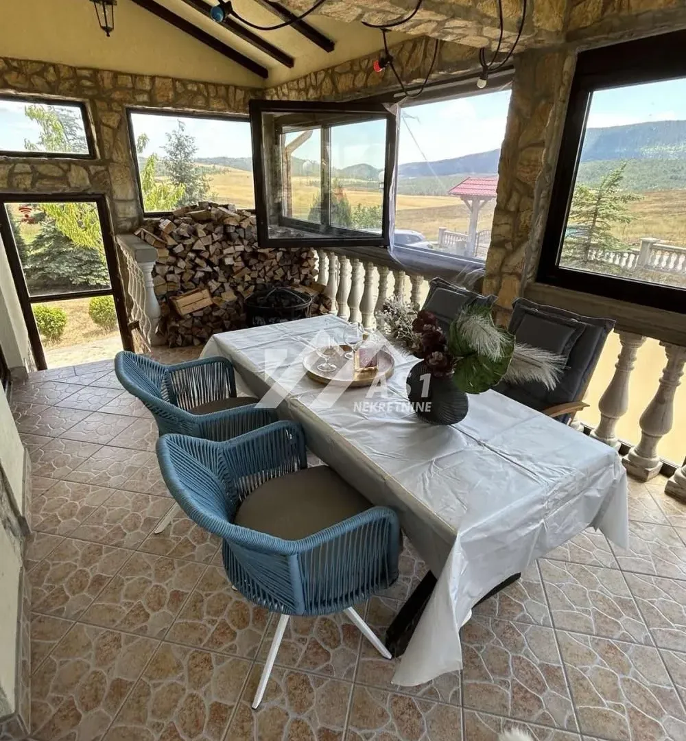 Prodaja, kuća, 145m², Centar, Čajetina