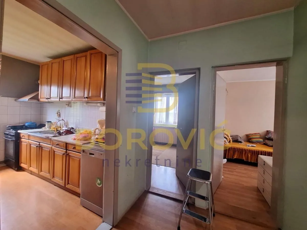 Sale, house, 259m², Voždovac Sve Podlokacije, Beograd