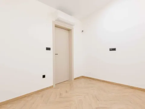 Prodaja, kuća, 240m², Kamenovo, Budva - image 12