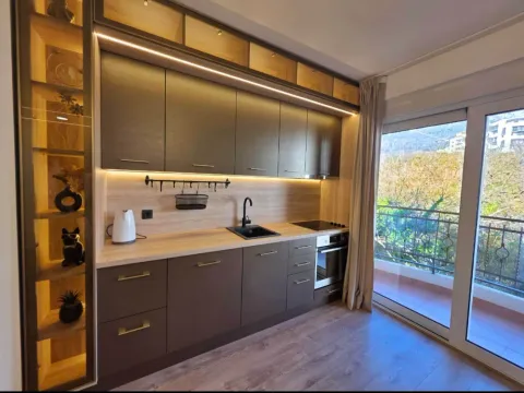 Prodaja, trosoban stan, 106m², Bečići, Budva - image 4