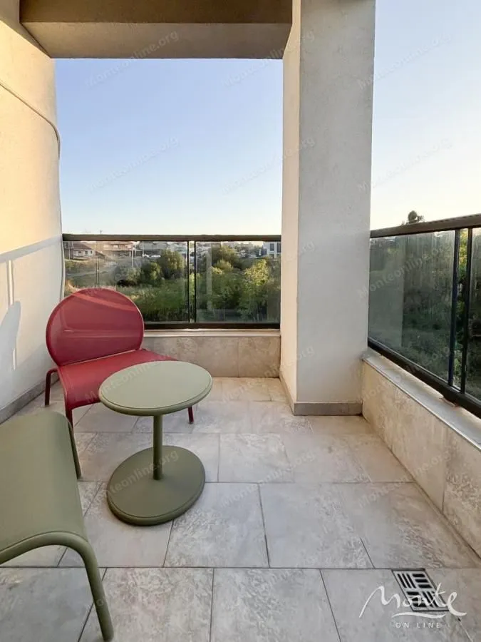Prodaja, dvosoban stan, 67m², Centar, Podgorica