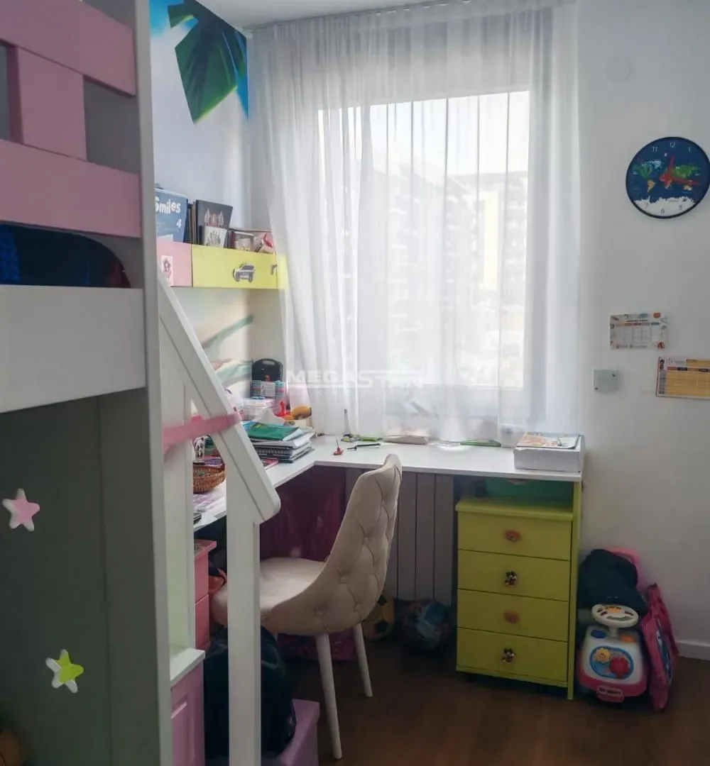 Izdavanje, trosoban stan, 65m², Višnjička Banja, Palilula Sve Podlokacije