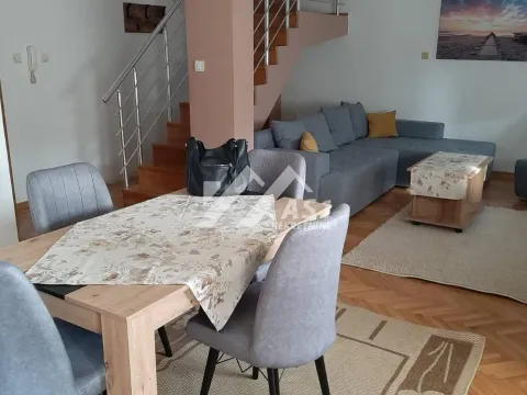 Izdavanje, trosoban stan, 82m², Bulevar Oslobodjenja, Novi Sad Sve Podlokacije - image 4