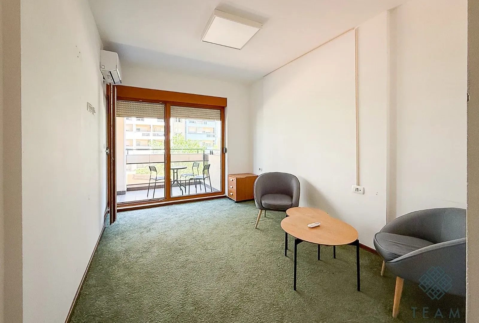 Rent, office space, 78m², Master Kvart, Podgorica