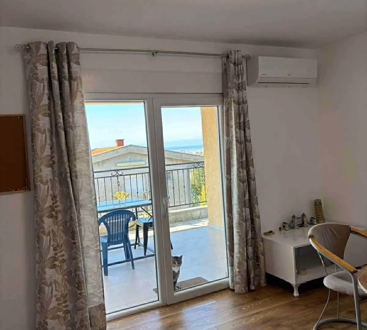 Rent, two bedroom apartment, 67m², Bjeliši, Bar