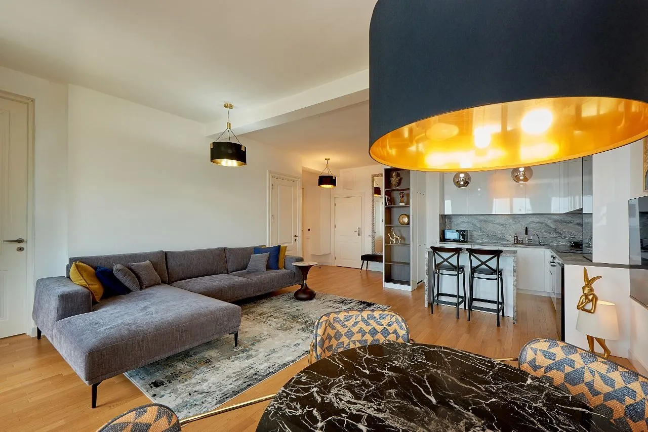 Prodaja, dvosoban stan, 73m², Bečići, Budva