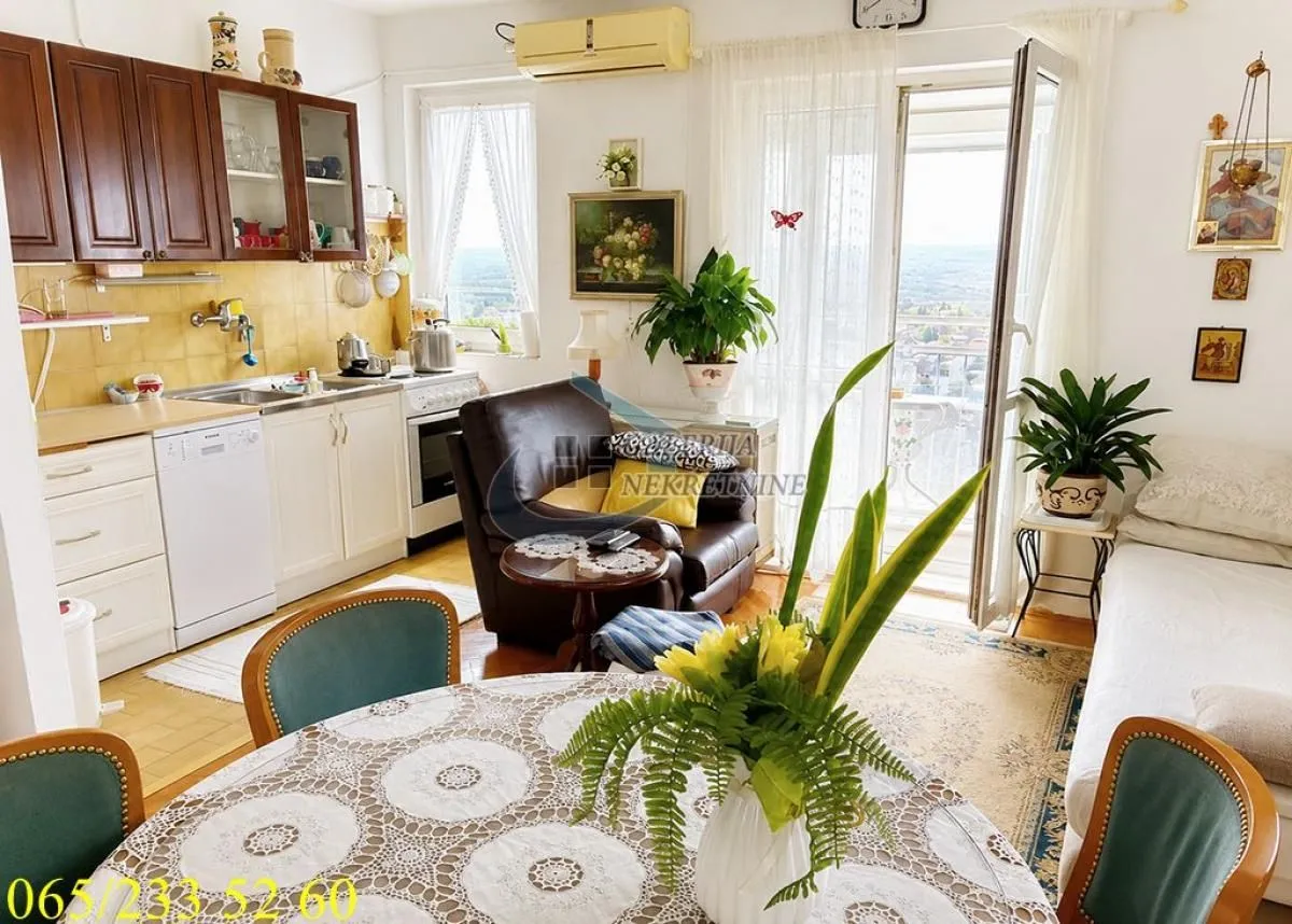 Prodaja, dvosoban stan, 55m², Labudovo Brdo, Beograd