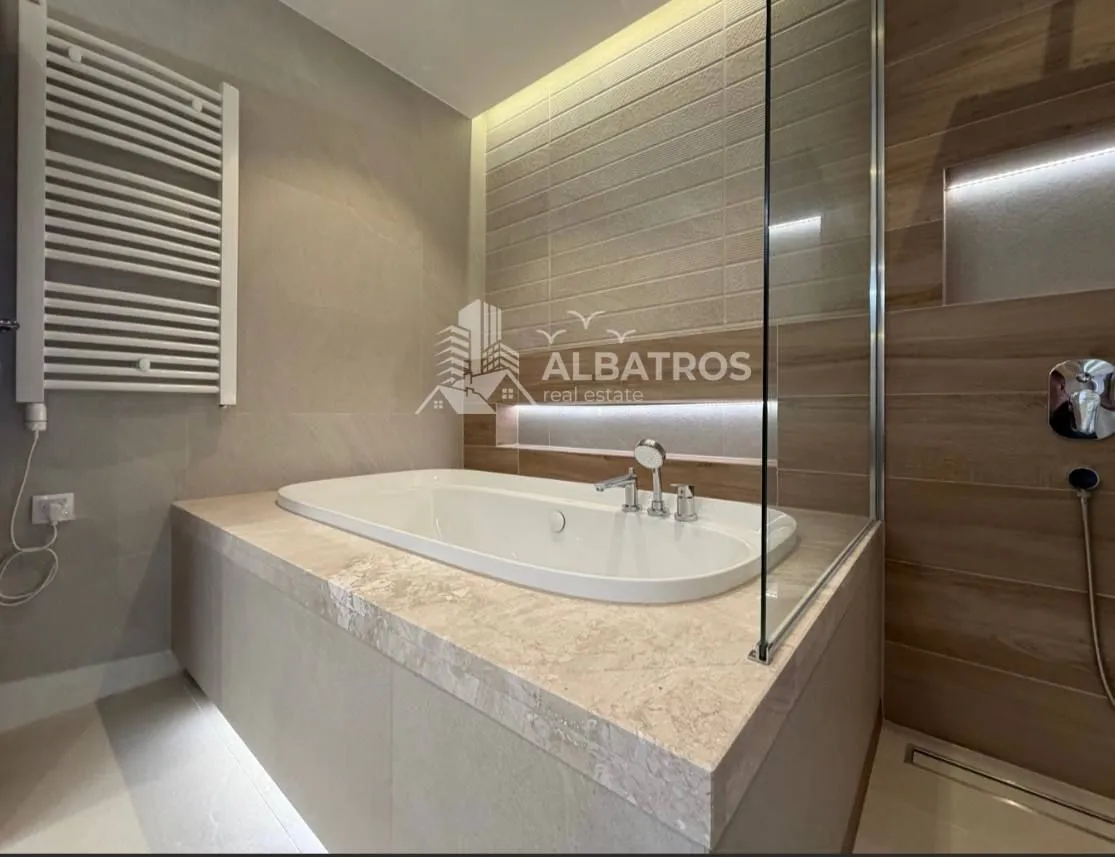 Sale, house, 240m², Bar, Crna Gora
