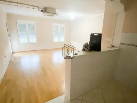Rent, two bedroom apartment, 69m², Ljubović, Podgorica - image 10