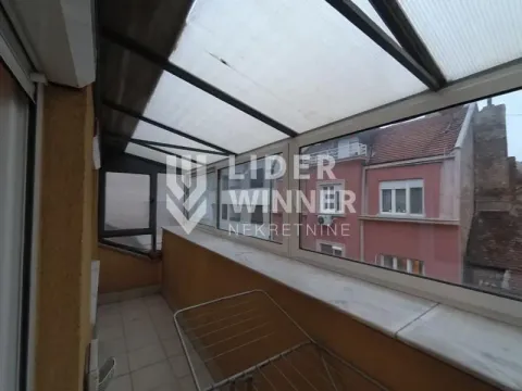 Sale, three bedroom apartment, 85m², Kalenić Pijaca, Vračar Sve Podlokacije - image 17