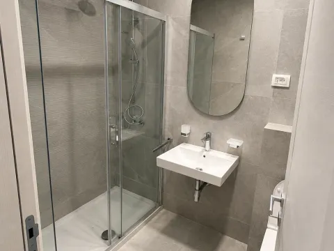 Rent, office space, 49m², Central Point, Podgorica - image 3