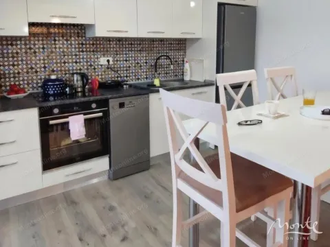 Prodaja, dvosoban stan, 65m², Herceg Novi, Crna Gora - image 7