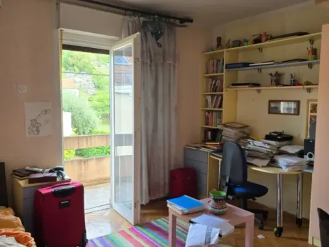 Prodaja, kuća, 298m², Tološi, Podgorica - image 8