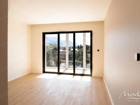 Prodaja, dvosoban stan, 88m², Porto Montenegro, Tivat - image 3