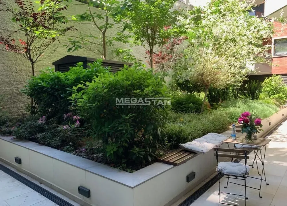 Sale, office space, 143m², Crveni Krst, Beograd
