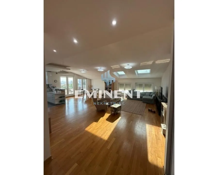 Rent, four bedroom apartment, 157m², Savski Venac, Beograd