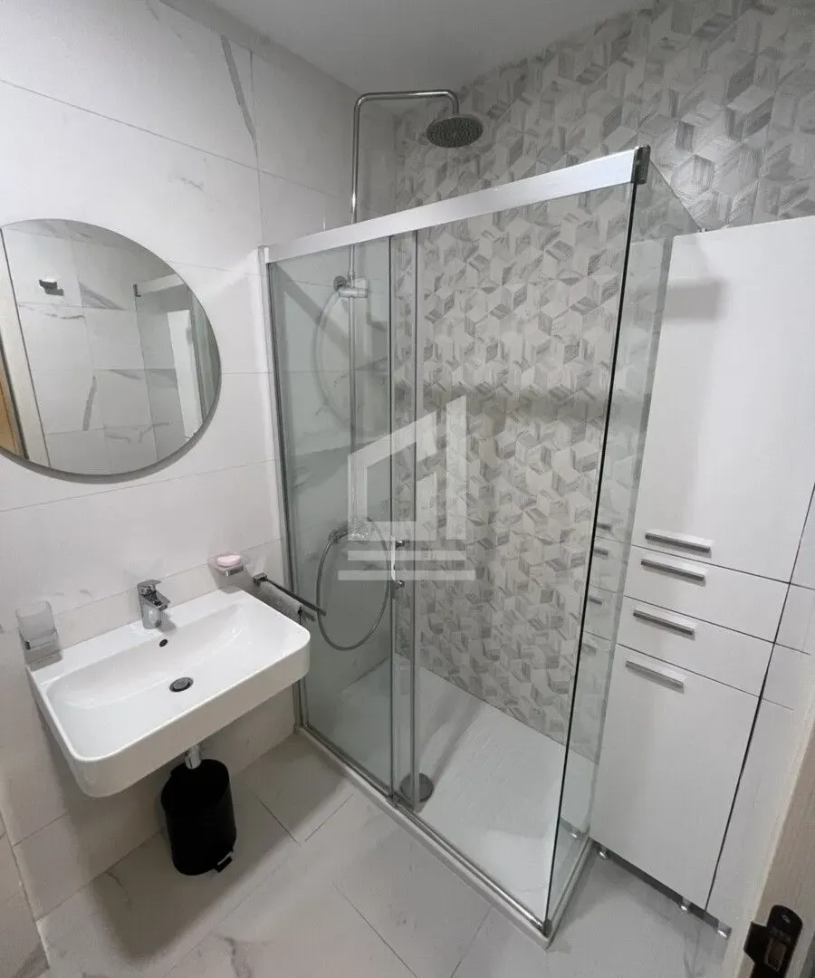 Rent, one bedroom apartment, 48m², Central Point, Podgorica