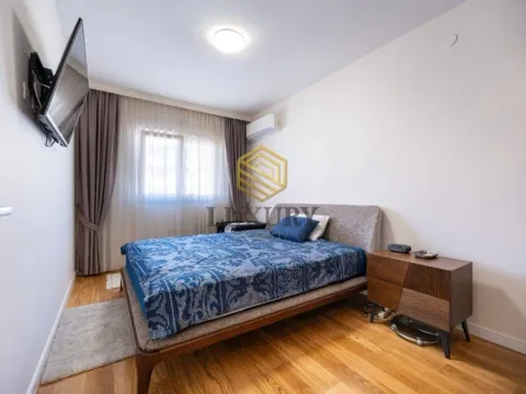 Izdavanje, dvosoban stan, 68m², Central Point, Podgorica - image 9