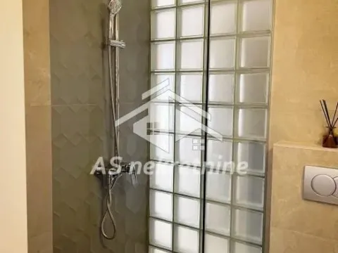 Rent, one bedroom apartment, 40m², Vračar Sve Podlokacije, Beograd - image 12