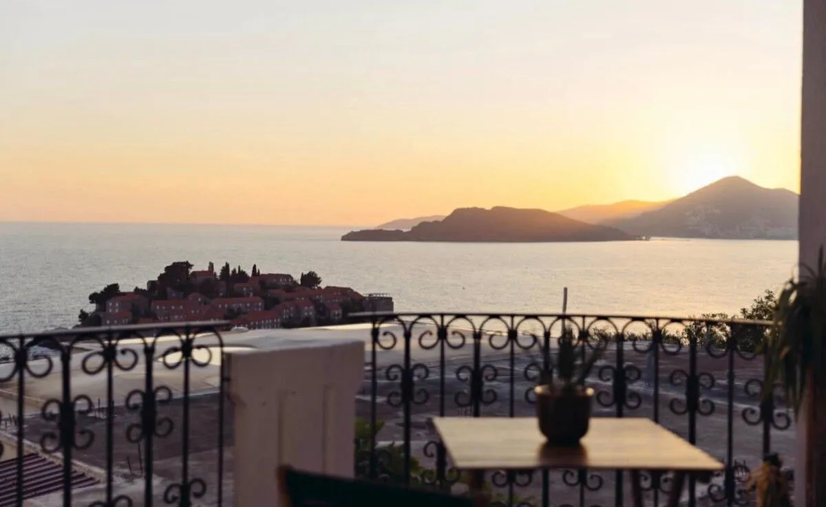 Sale, apartment, 84m², Sveti Stefan, Budva