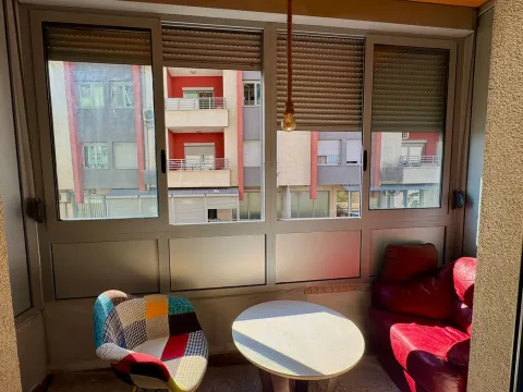 Izdavanje, dvosoban stan, 60m², Krivi Most, Podgorica - image 11