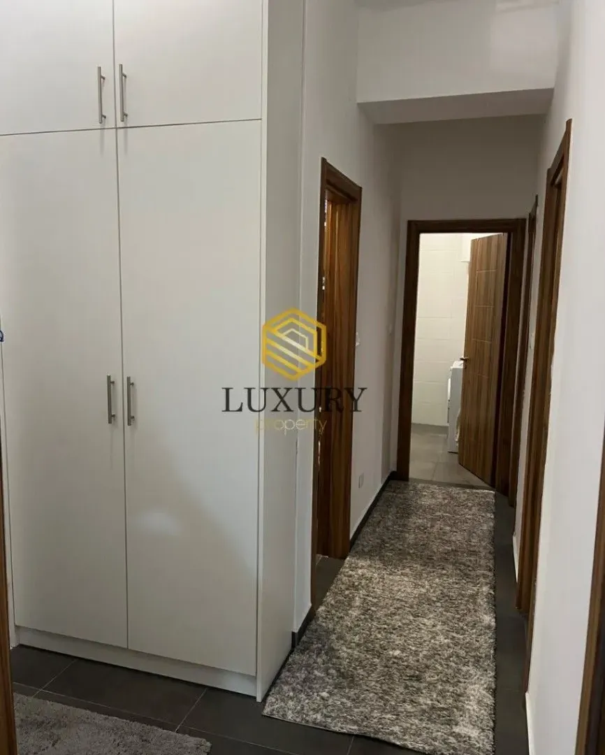 Izdavanje, dvosoban stan, 59m², Ljubović, Podgorica