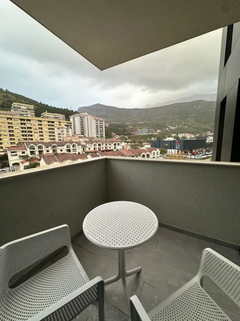 Rent, one bedroom apartment, 43m², Rozino, Budva