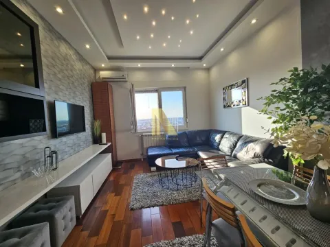 Izdavanje, dvosoban stan, 54m², Bulevar Evrope, Novi Sad Sve Podlokacije - image 7