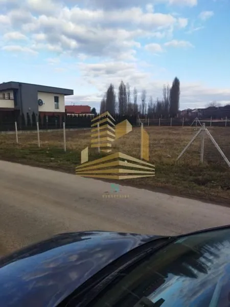 Prodaja, plac, 700m², Veternik, Novi Sad Sve Podlokacije