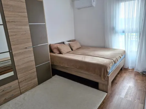 Izdavanje, dvosoban stan, 70m², Čeluga, Bar - image 11