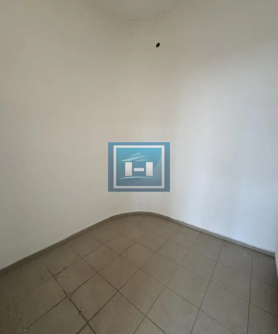 Rent, office space, 35m², Ćuprija, Srbija