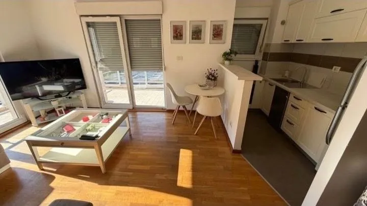 Rent, two bedroom apartment, 70m², City Kvart, Podgorica