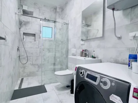 Sale, two bedroom apartment, 55m², Mažina, Tivat - image 9