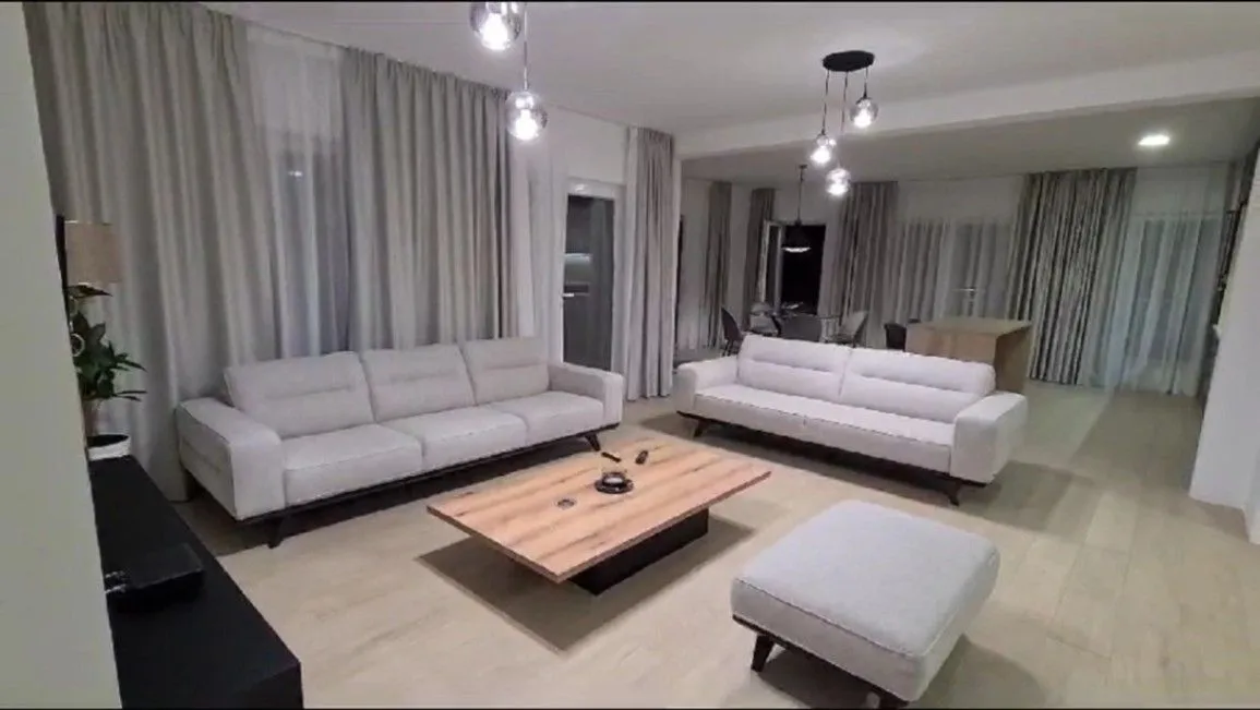 Prodaja, četvorosoban stan, 145m², Savski Venac, Beograd