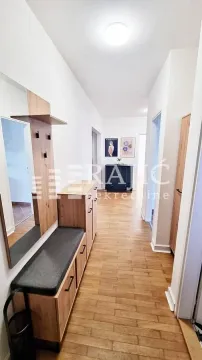Izdavanje, četvorosoban stan, 132m², Senjak, Beograd - image 18