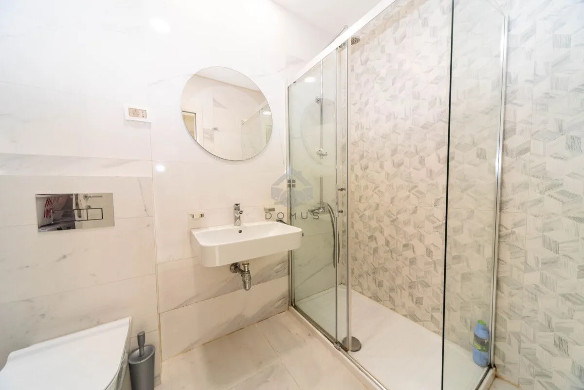 Rent, one bedroom apartment, 49m², Central Point, Podgorica