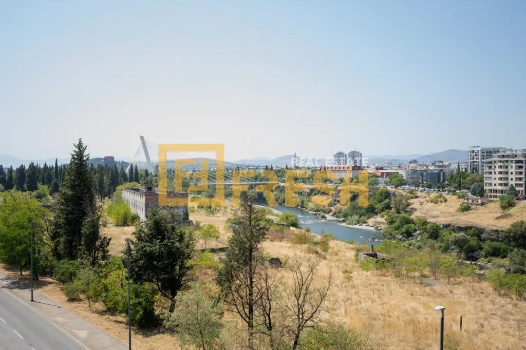 Rent, three bedroom apartment, 102m², Centar, Podgorica