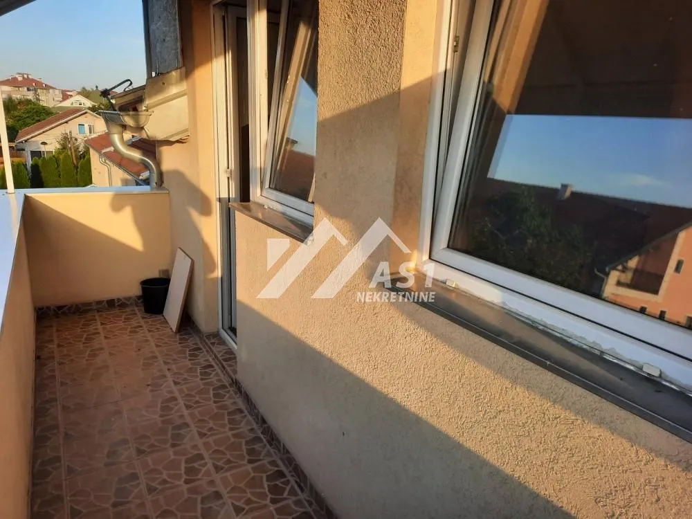 Izdavanje, dvosoban stan, 40m², Adice, Novi Sad Sve Podlokacije