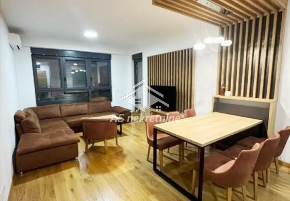Izdavanje, trosoban stan, 70m², Fon (Fon - Bilećka), Voždovac Sve Podlokacije