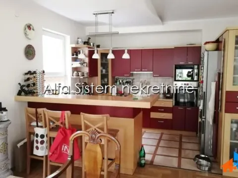 Rent, house, 400m², Voždovac Sve Podlokacije, Beograd - image 4