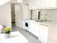 Izdavanje, trosoban stan, 135m², Savski Venac, Beograd - image 6