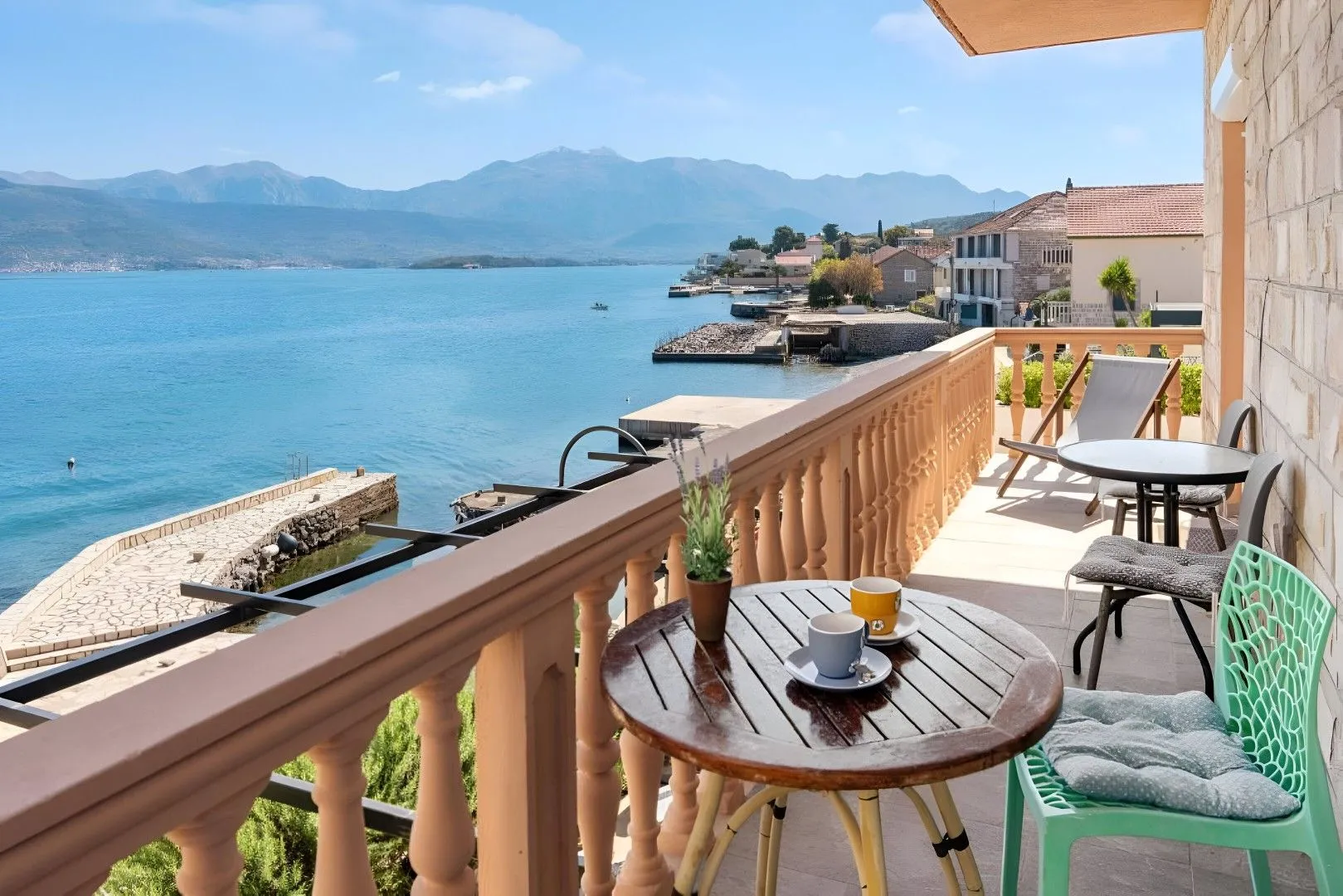 Sale, house, 180m², Krašići, Tivat