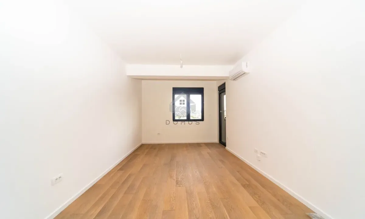 Sale, one bedroom apartment, 43m², Stari Aerodrom, Podgorica