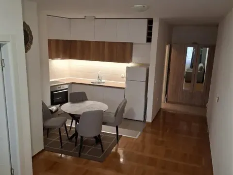 Izdavanje, jednosoban stan, 50m², Grbavica, Novi Sad Sve Podlokacije - image 5