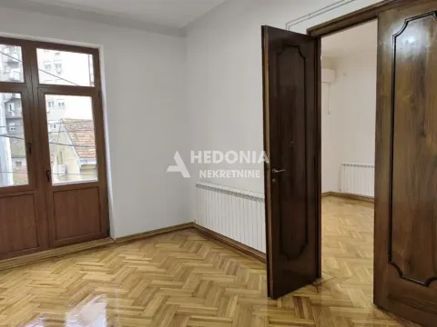 Izdavanje, četvorosoban stan, 120m², Stari Grad, Beograd - image 3