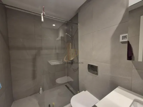 Izdavanje, trosoban stan, 74m², Savski Venac, Beograd - image 9