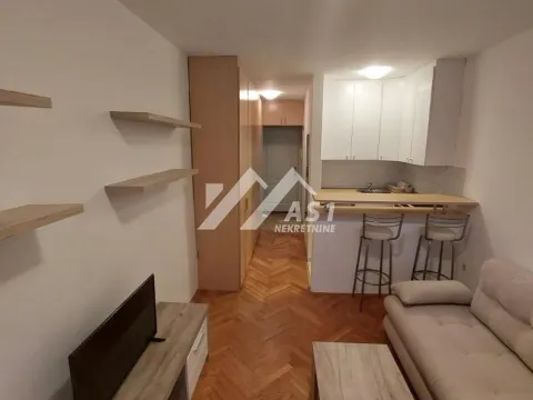 Izdavanje, stan, 26m², Adamovićevo Naselje, Novi Sad Sve Podlokacije - image 4