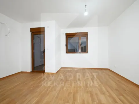 Sale, studio apartment, 27m², Stari Aerodrom, Podgorica - image 4